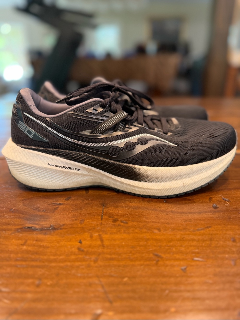 Women’s Saucony Triumph 20 Running Shoe
